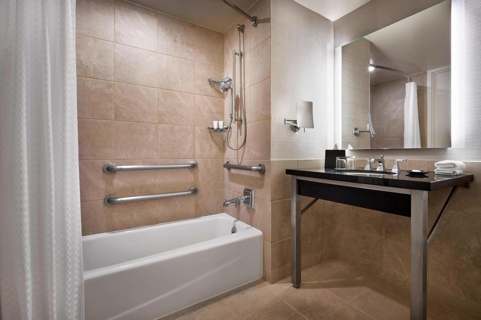 The Westin Old Town 4*